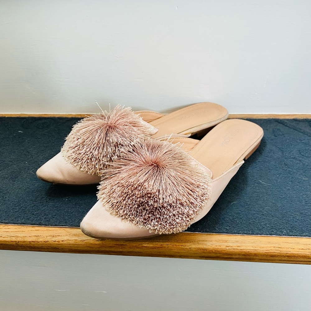 Viro Rosa blush pink satin loafer flat sz 8
